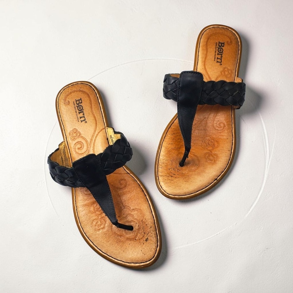Born Black Leather Braided Thong Sandals Womens 9 Flat T-Strap Boho